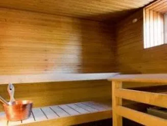 Hellsten Aparthotel 3*
